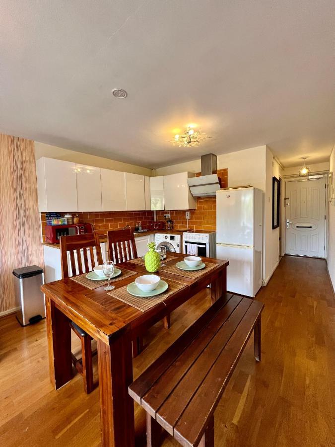 Great 2 Bedrooms Apartment 15 Mins From The Centre Londra Exterior foto