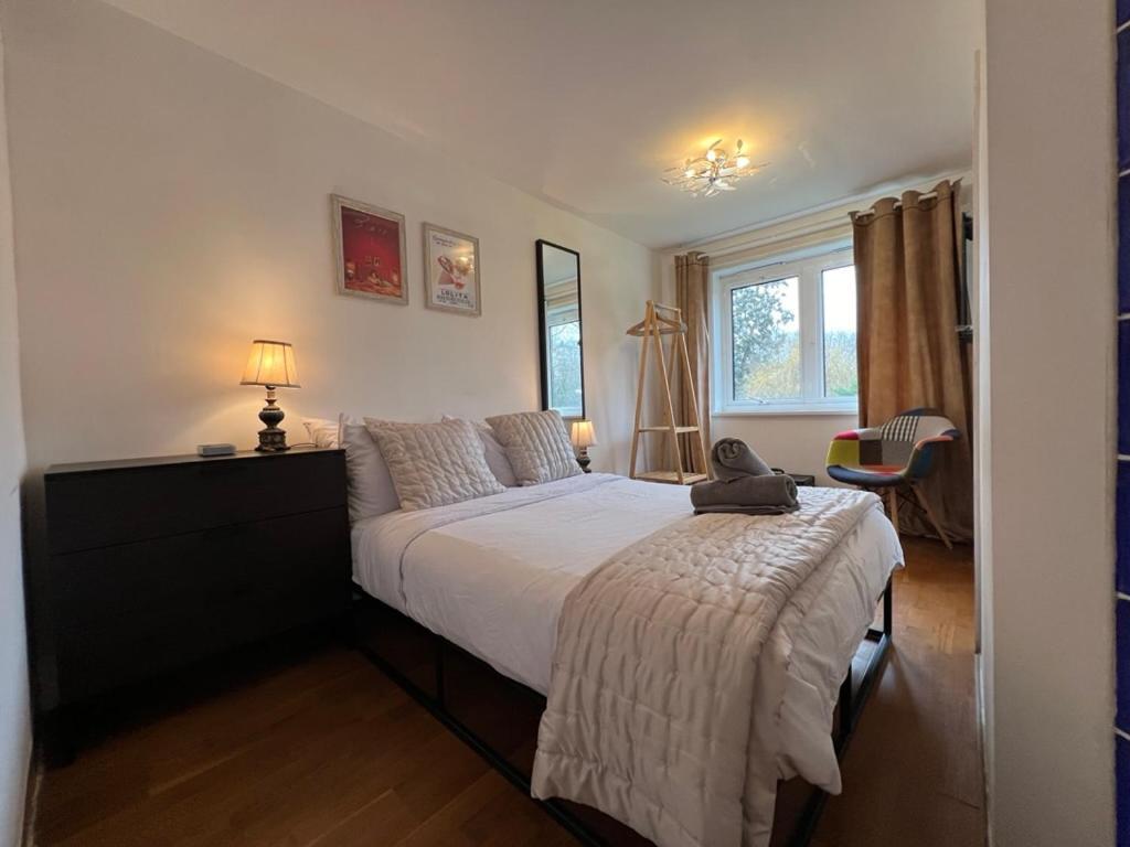 Great 2 Bedrooms Apartment 15 Mins From The Centre Londra Exterior foto